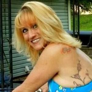 Meet your Posher, Connie